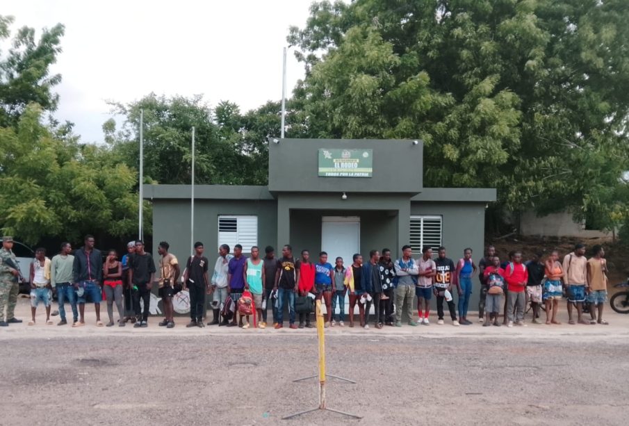 Interceptan en Dajabón a 63 haitianos durante operativos fronterizos
