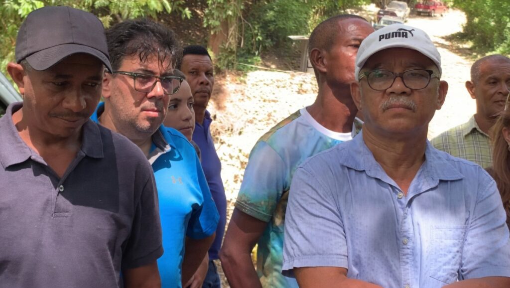Residentes de Altamira exigen reparación de carretera y anuncian paro