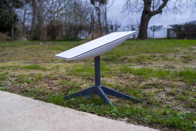 SpaceX alista actualización de su antena Starlink Mini