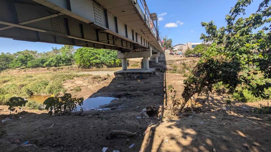 Alcalde de Dajabón alerta deterioro de puente fronterizo y posible tragedia
