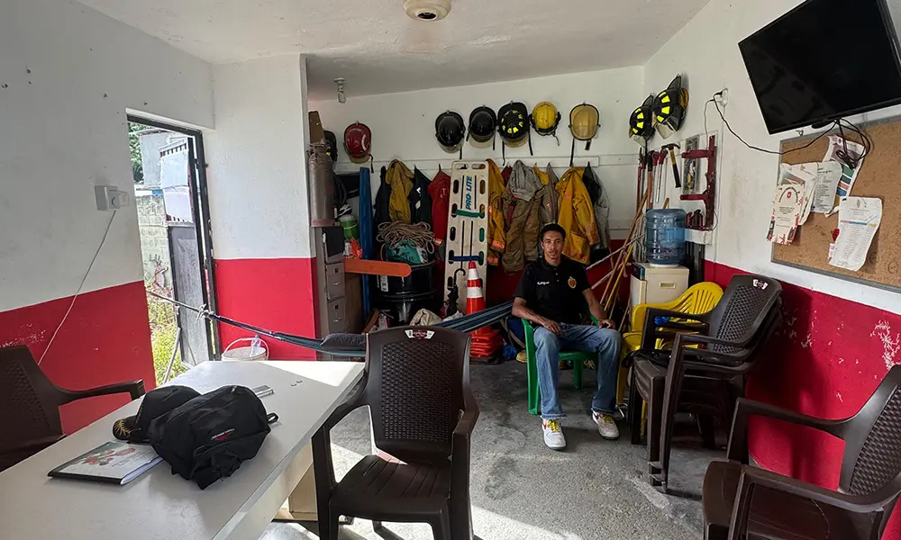 Bomberos de Jánico siguen en matadero tras 12 años