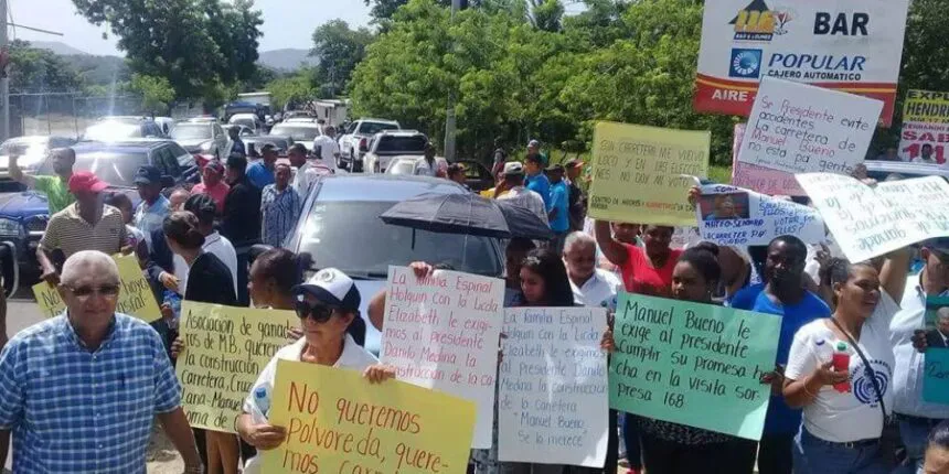 Comunitarios de Dajabón reclaman por construcción de carretera