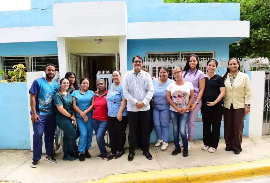 SRS Cibao Norte supervisa centros de atención primaria para mejorar servicios