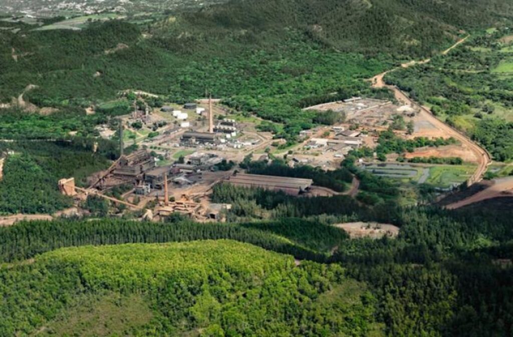Incertidumbre en Falconbridge: empleados y contratistas esperan el desembolso de sus prestaciones