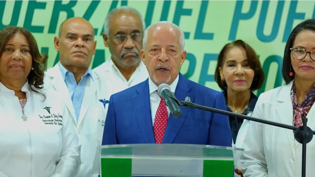 FP asegura servicios de salud están al borde del colapso: pacientes esperan más de 30 días por camas de UCI
