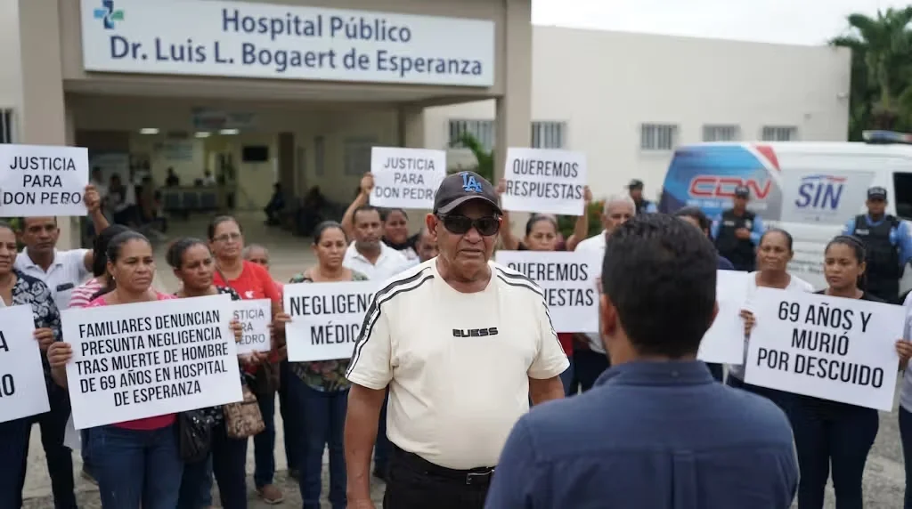 Familiares denuncian negligencia en muerte de hombre en Esperanza