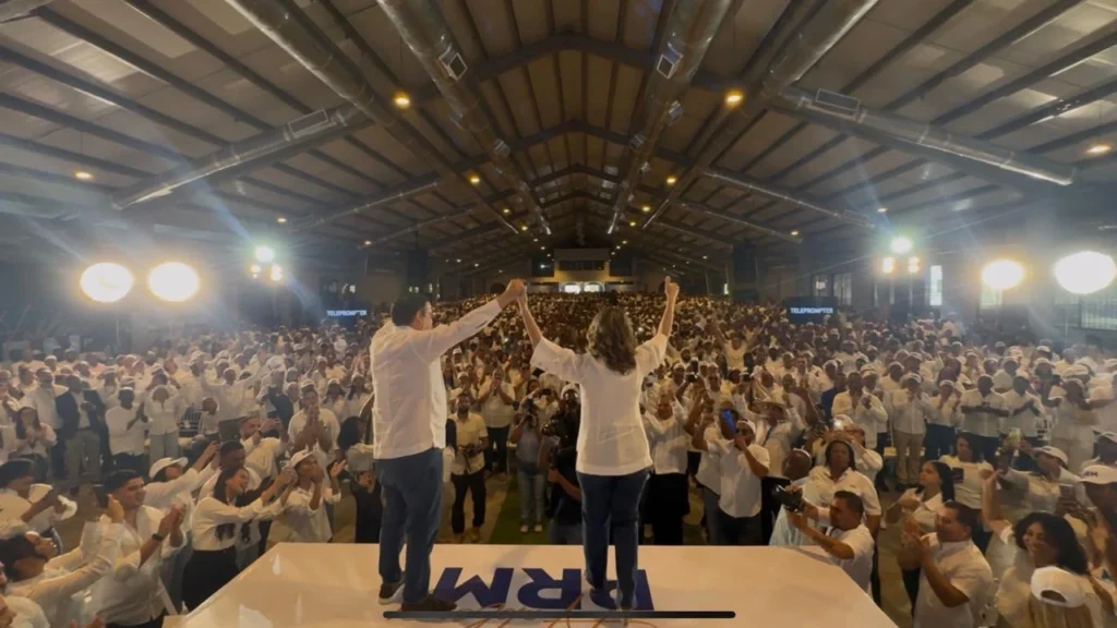 “Hablemos PRM” presenta propuestas para fortalecer el futuro institucional y político del partido