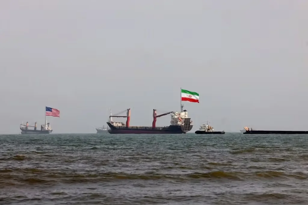 Irán afirma controlar estrecho de Ormuz frente a EEUU