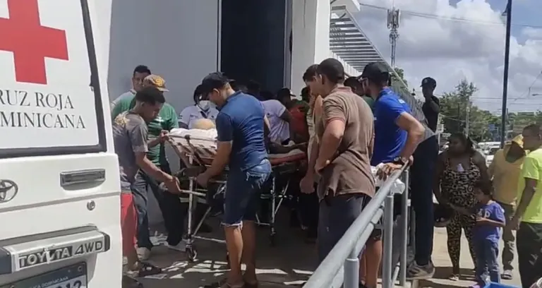 Joven herido a machetazos tras acusación de robo en La Vega