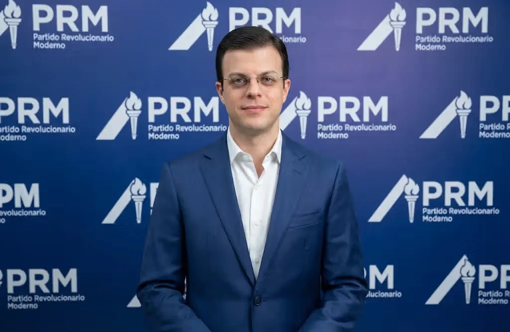 Secretario general del PRM, Juan Garrigó Mejía, enfrenta cuestionamientos por su apellido