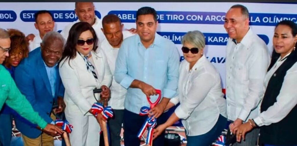 Kelvin Cruz deja iniciados los trabajos de reconstrucción y remozamiento del Complejo Deportivo de San Pedro de Macorís