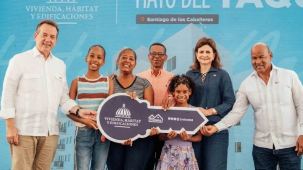 MIVHED impulsa la segunda etapa de Mi Vivienda Hato del Yaque con la entrega de 168 nuevos apartamentos en Santiago