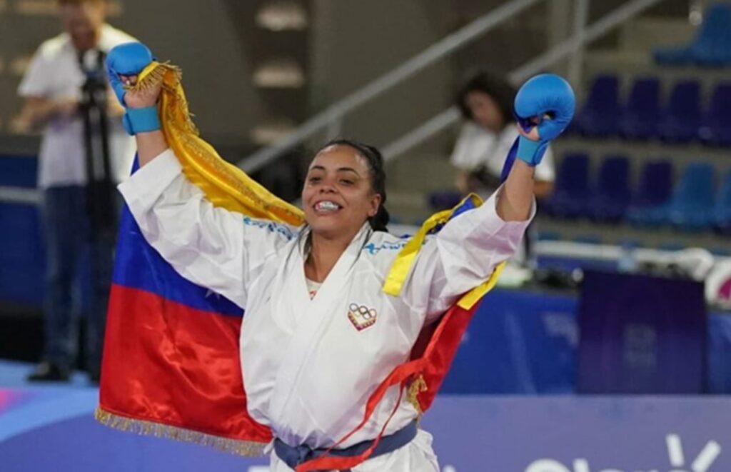 Oriana Rodríguez le da oro a Venezuela en el karate en Santo Domingo 2026
