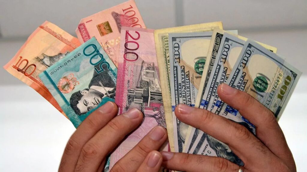 Peso dominicano se fortalece por mayor entrada de divisas impulsada por turismo y exportaciones