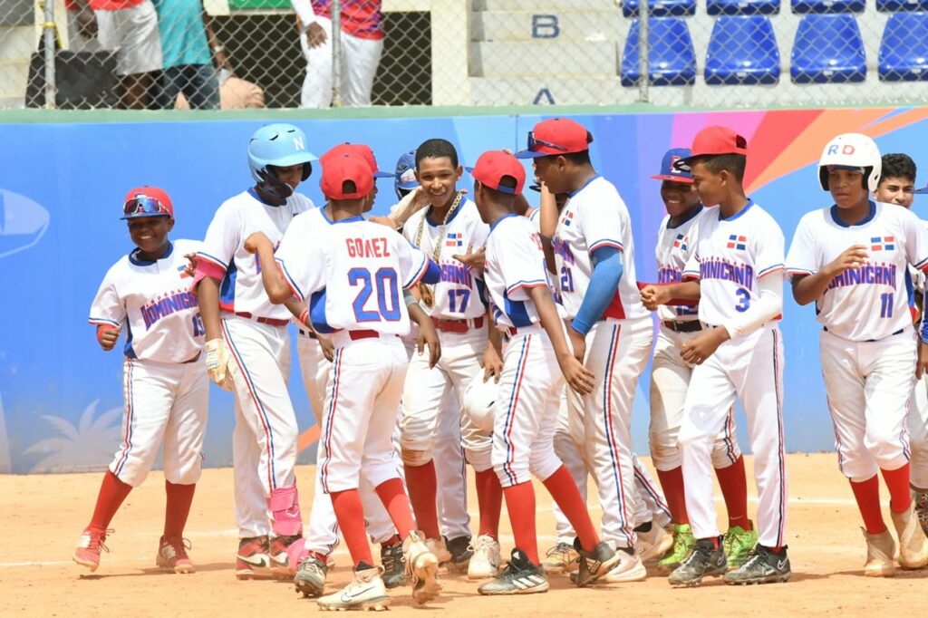 RD y Venezuela avanzan invictas a las semifinales del Panamericano de Béisbol Infantil