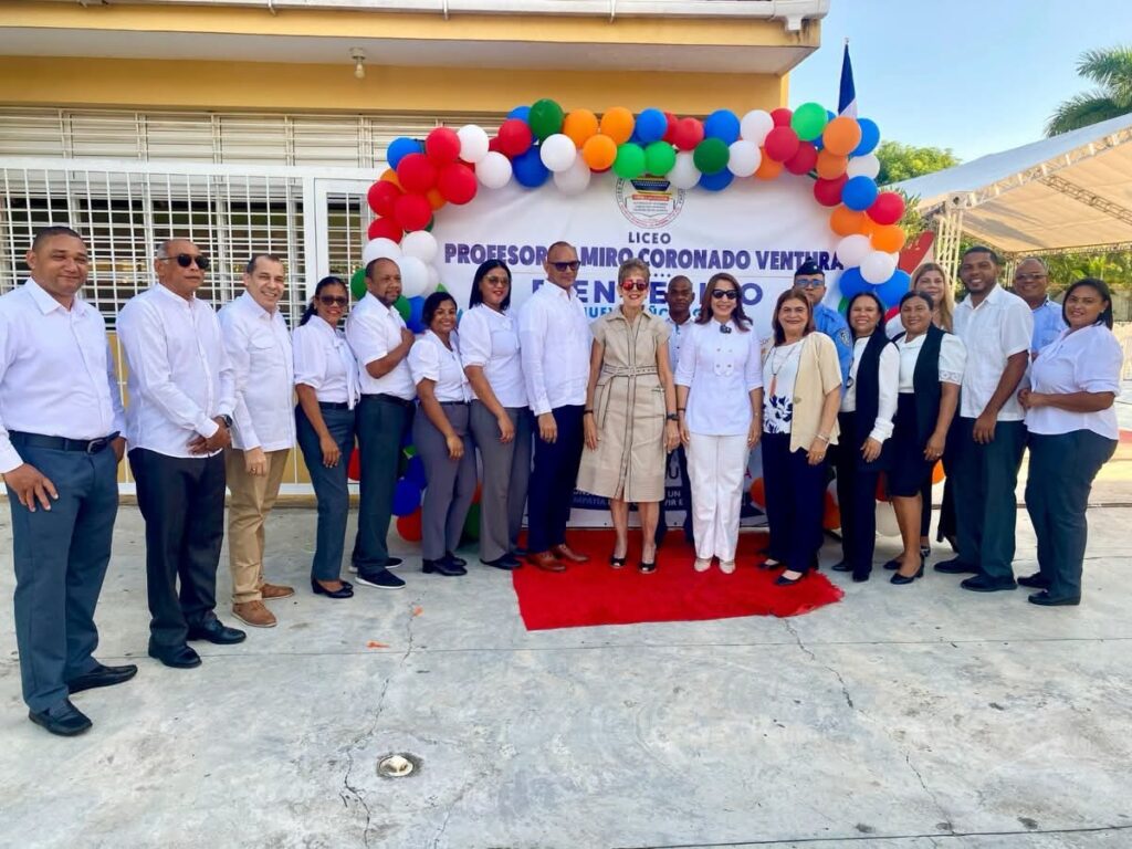 Senadora Ginette Bournigal encabeza inicio del año escolar 2026-2027 en Maimón; anuncian la transformación de liceo en politécnico
