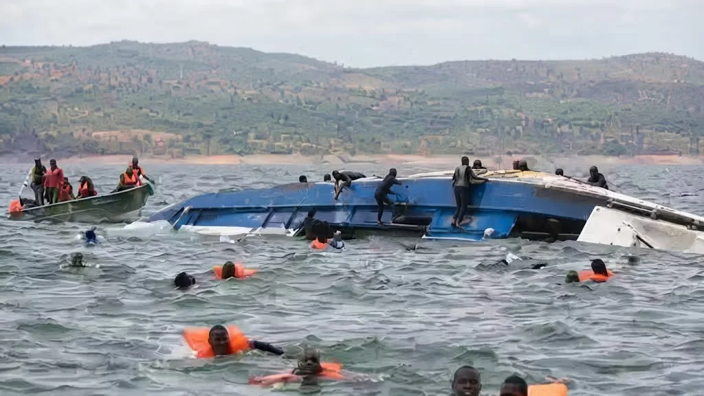 Naufragio en lago Kariba deja 92 muertos en Zimbabue
