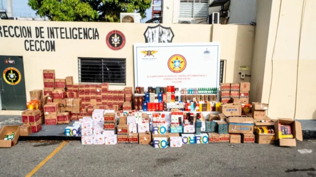 Operativo en Villa Consuelo deja decomiso de mercancías por RD$19.4 millones