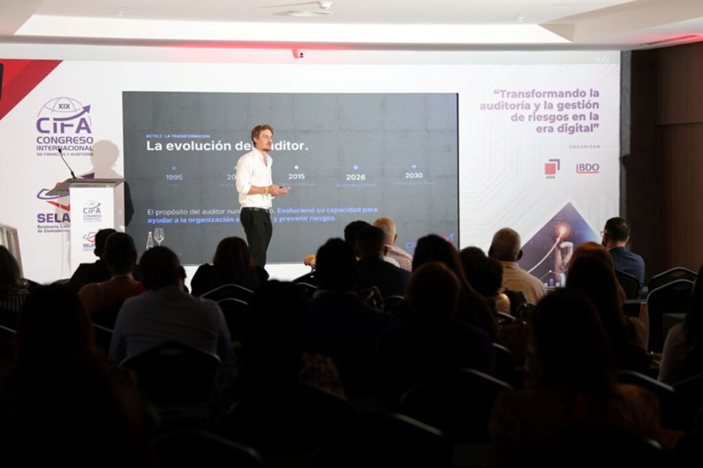 La inteligencia artificial acelera la transformación de la auditoría interna y redefine el rol del auditor