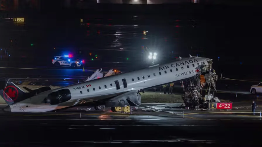 WSJ revela que controladores aéreos no estaban en su puesto antes del accidente